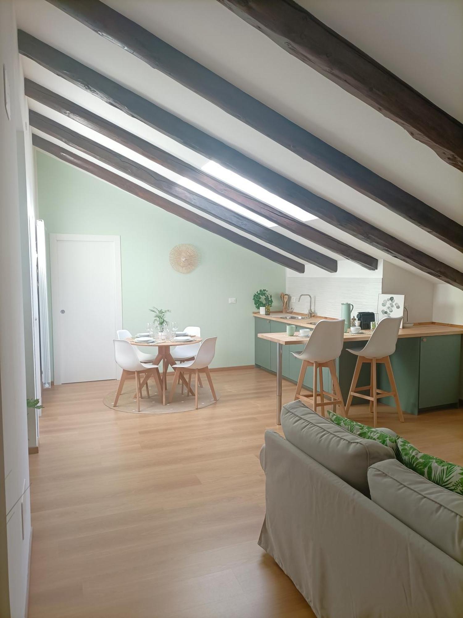 Loving My Rooms 1 - Deliziosa Mansarda In Centro Gorizia Exterior foto